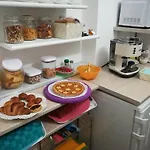 Bed & Breakfast La Vie Est Belle Finale Ligure
