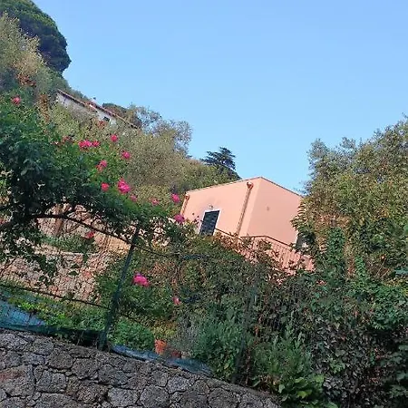 La Vie Est Belle 3* Finale Ligure