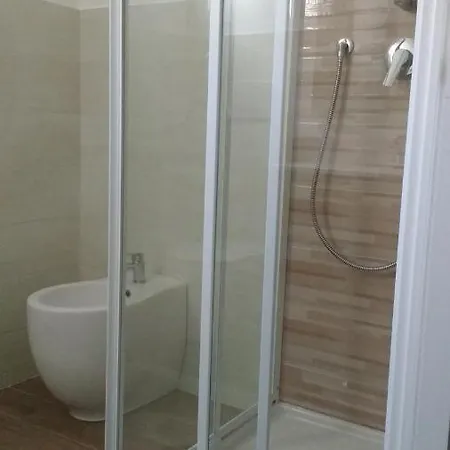 La Vie Est Belle Couette-café