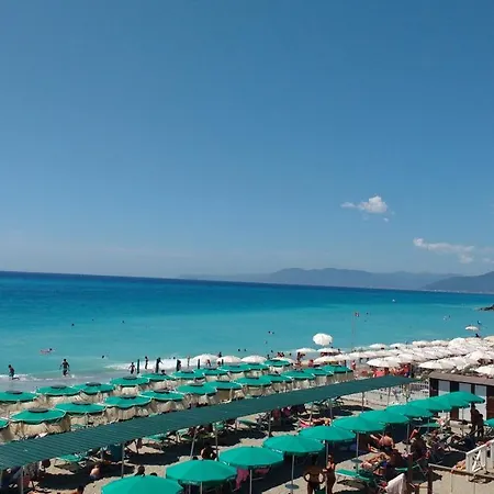 Couette-café La Vie Est Belle 3*