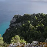 La Vie Est Belle 3*